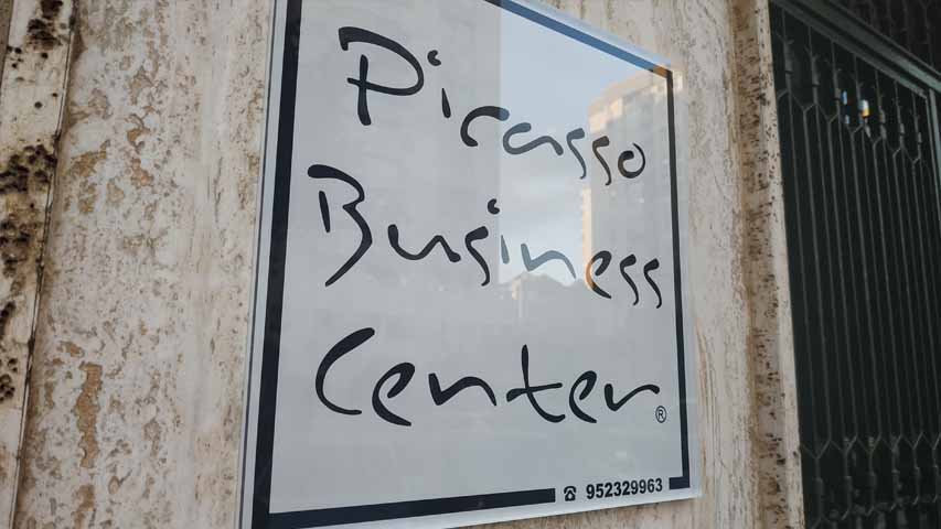 Plaque business centre building